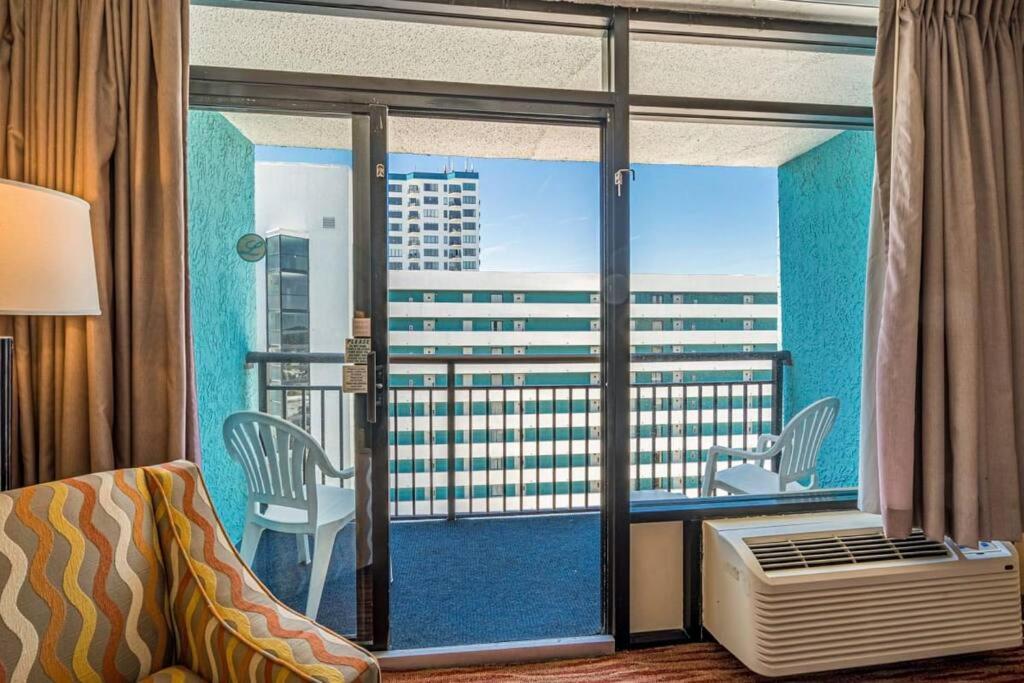 Remodeled Condo, Waterpark View At Landmark Resort 默特尔比奇 外观 照片