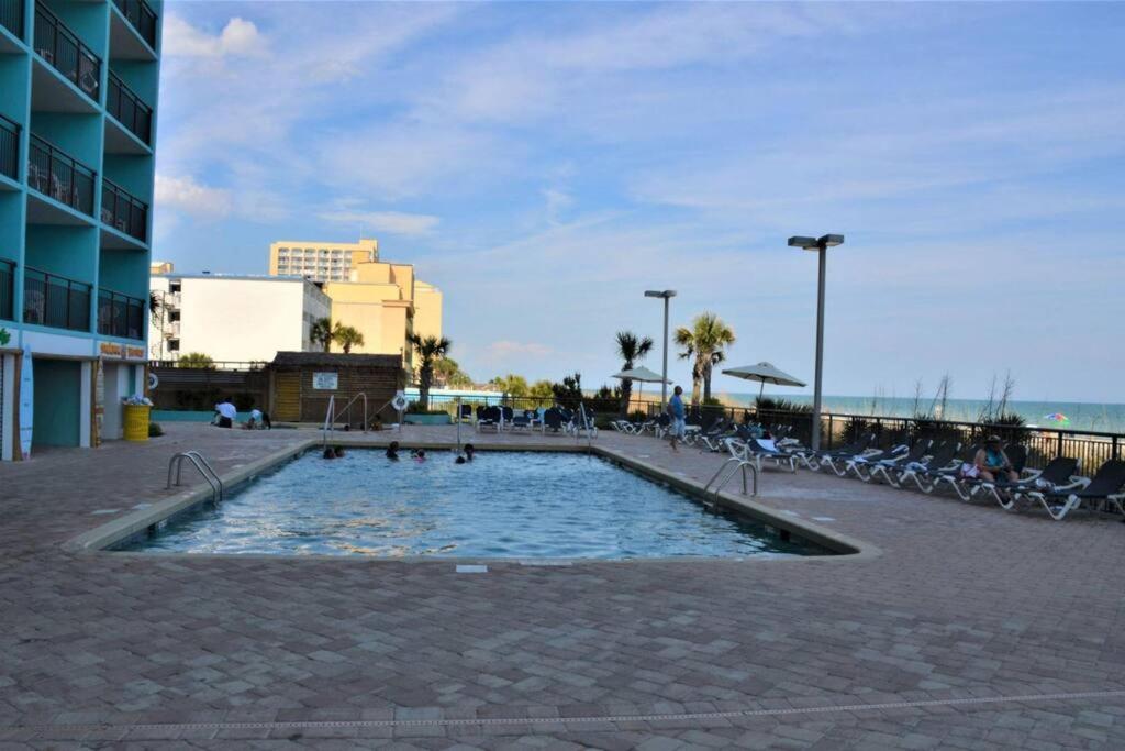 Remodeled Condo, Waterpark View At Landmark Resort 默特尔比奇 外观 照片
